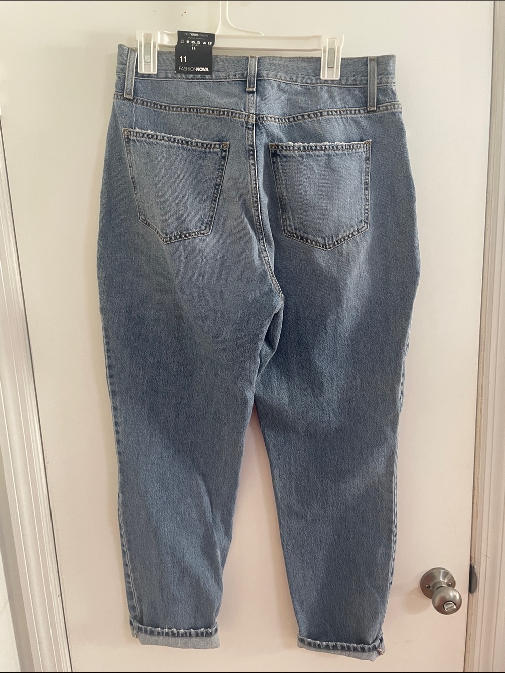 Curvy Light Blue Women’s Mom Jeans - High Rise - Picture 4 of 8